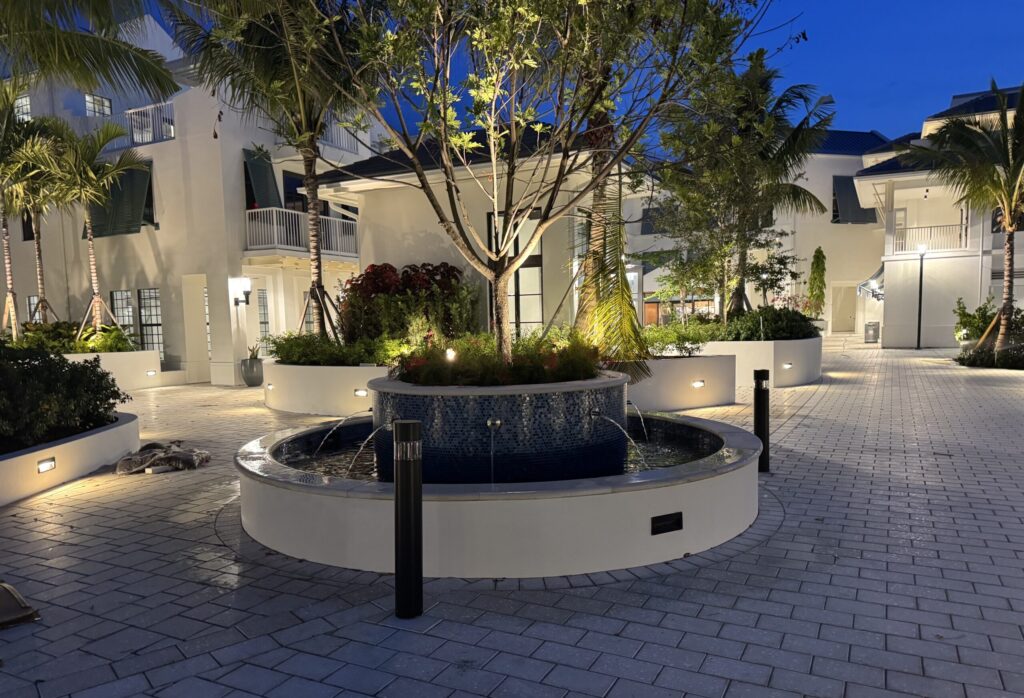 artistic shellock roadlock tan & ivory 1